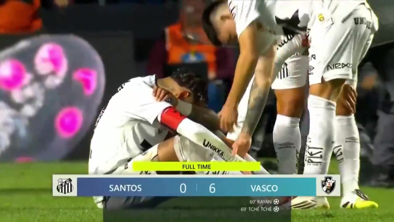 😭被踢哭！桑托斯遭0-6血洗，内马尔哭着离开球场&amp;用球衣擦眼泪