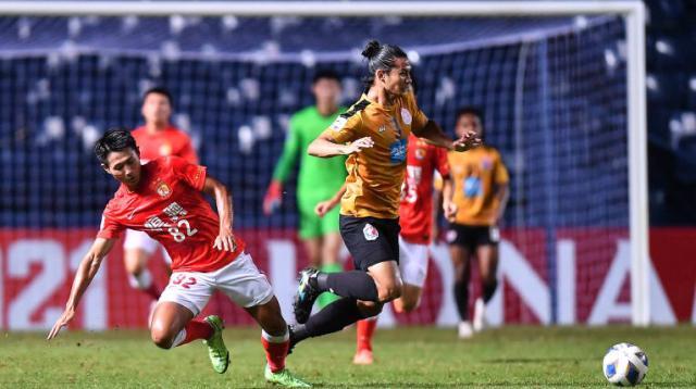 总决赛直播-对手送广州队亚冠唯一进球 全场0射正被动挨打